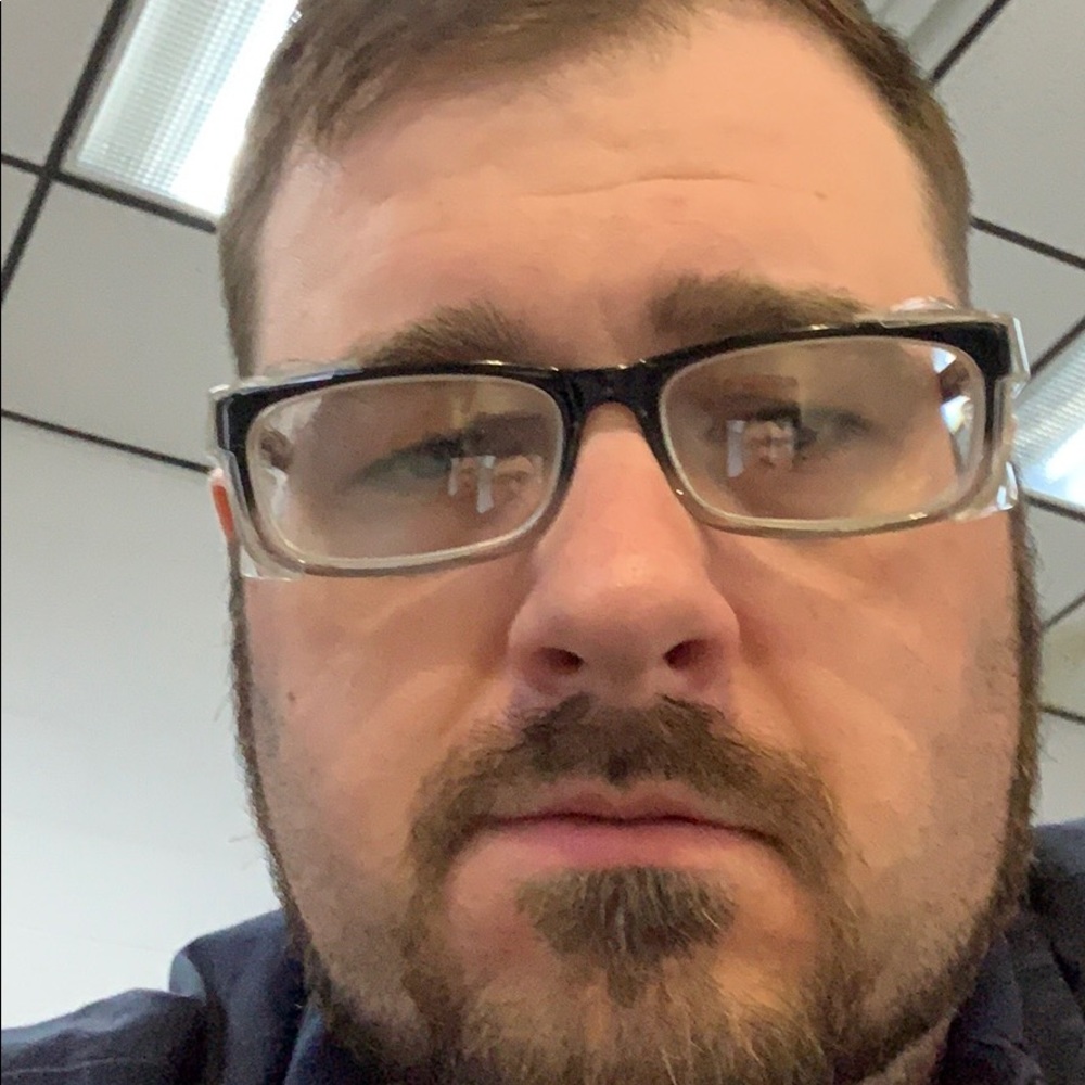 Meet your Posher, Chris